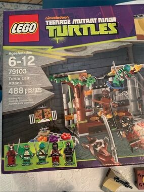 LEGO 79103 Teenage Mutant Ninja Turtles Turtle Lair Attack Set Complete Rare